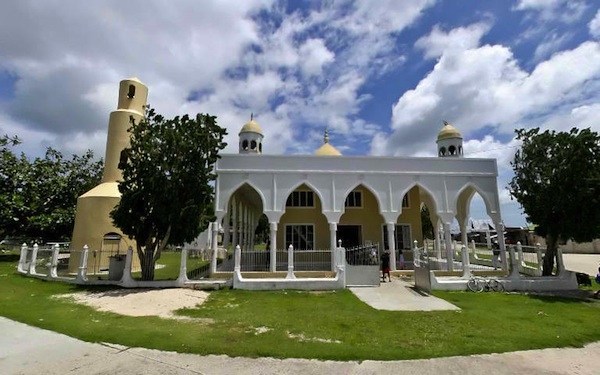 Sheikh Makhdum Mosque