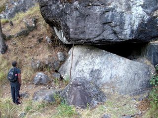 Sinimbaan Cave